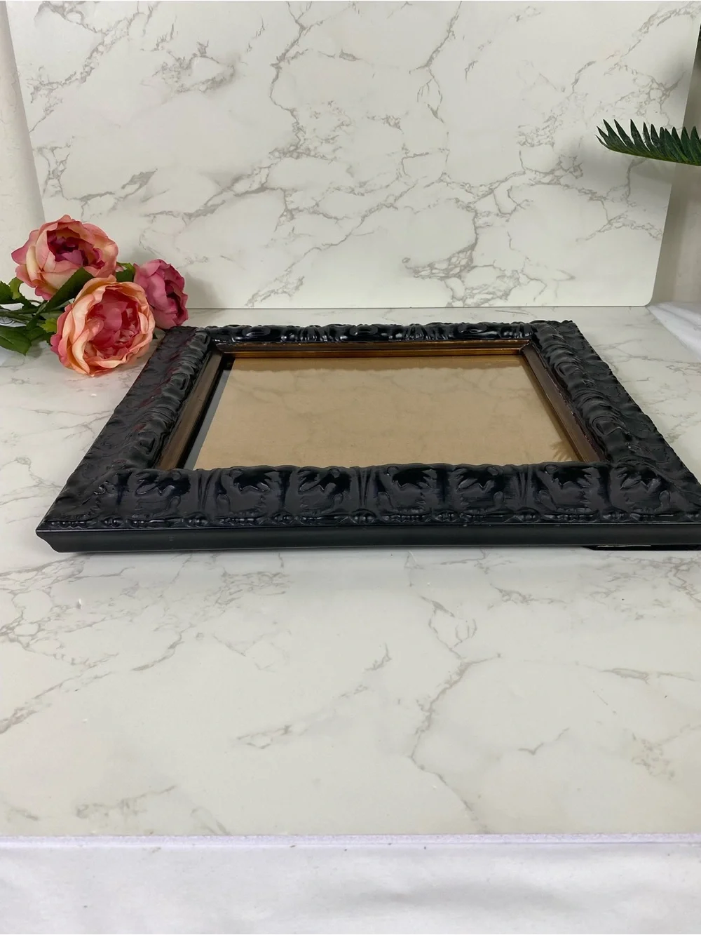 Heavy Gothic black picture frame w/ copper color trim 8x10